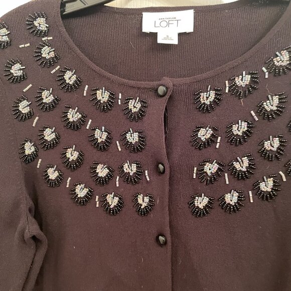 Ann Taylor Loft Black Rayon Blend Beaded Embellished Button Front Cardigan Sz S - Picture 3 of 4